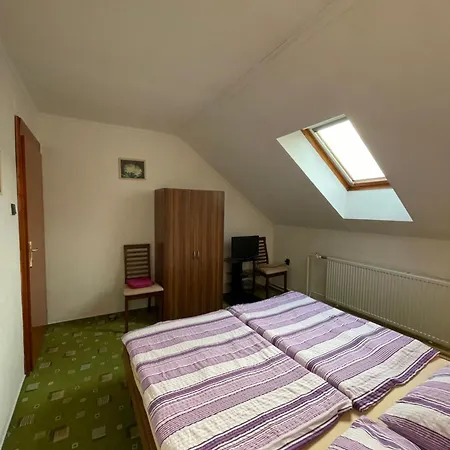 Penzion Ema - Pansiyon Casta